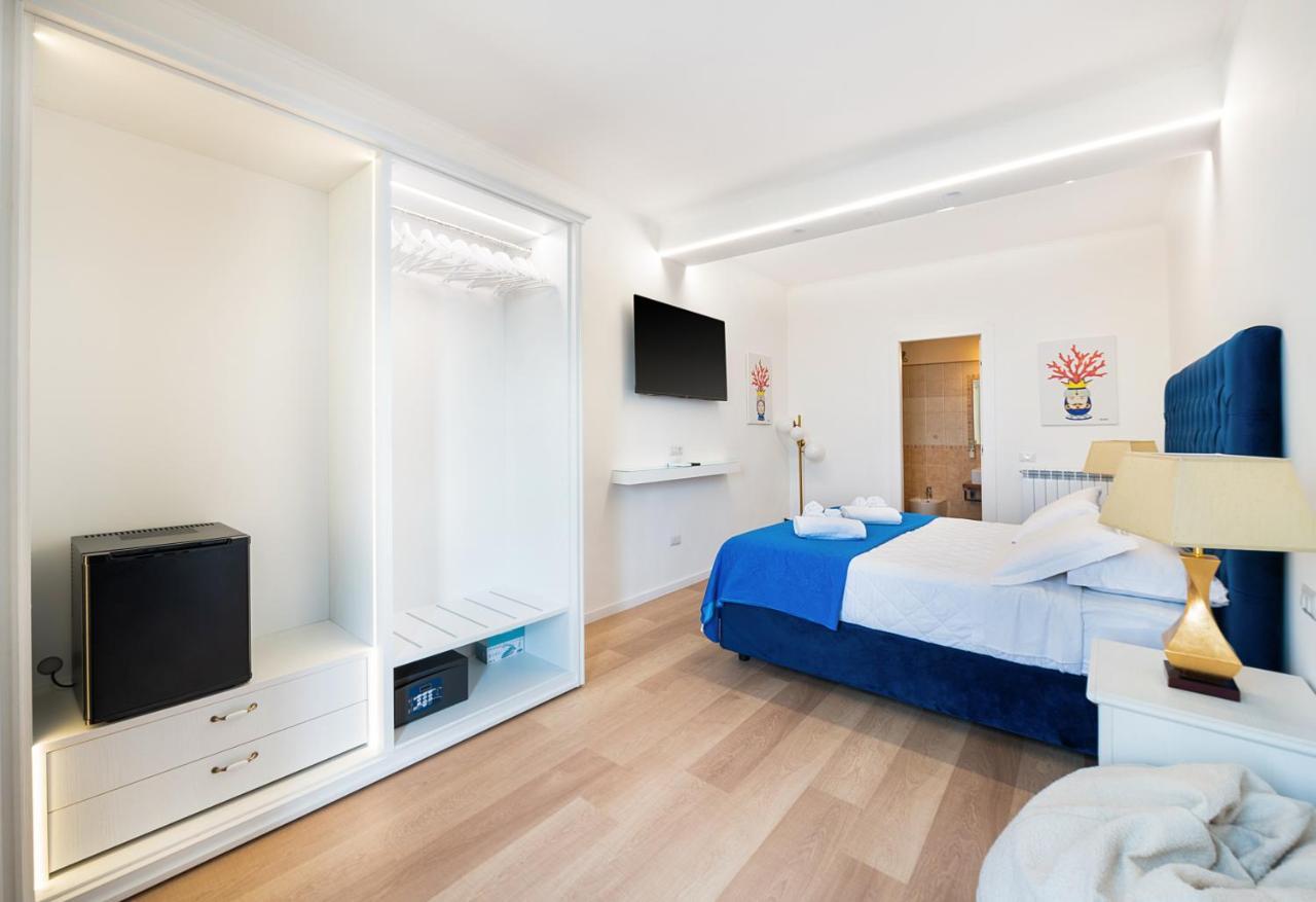 Bed and Breakfast The Attico à Sorrente Extérieur photo