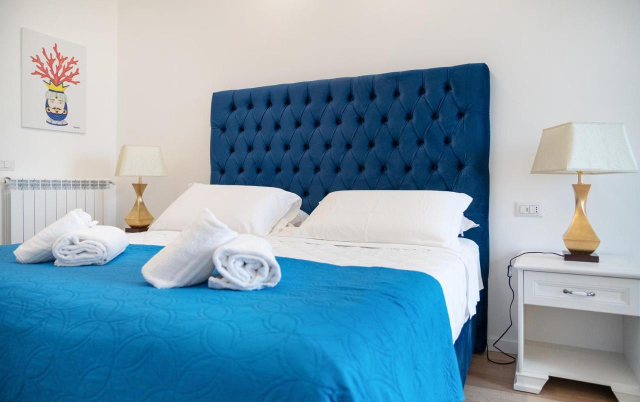 Bed and Breakfast The Attico à Sorrente Extérieur photo