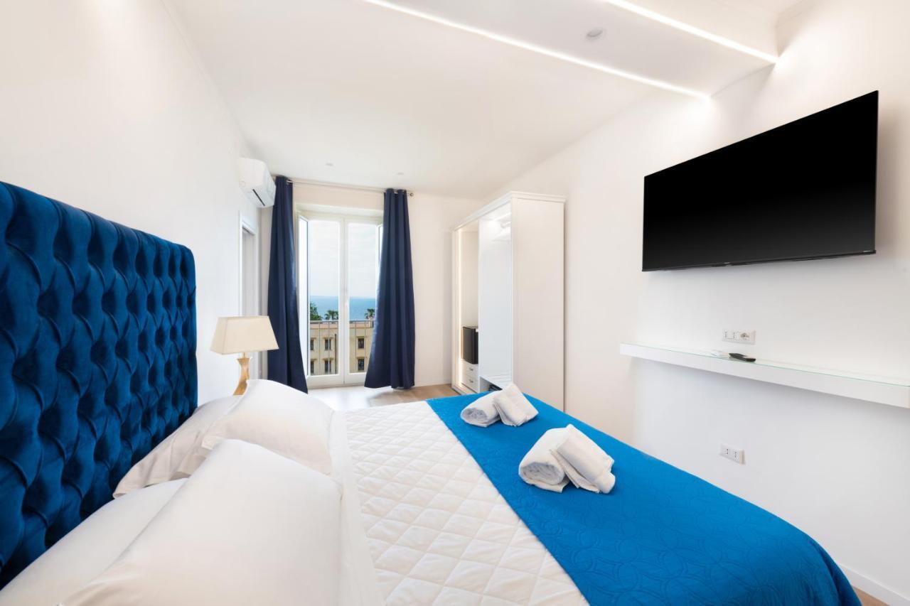 Bed and Breakfast The Attico à Sorrente Extérieur photo